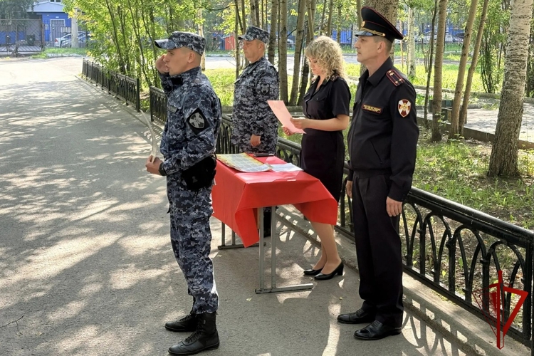  Межмуниципальный отдел вневедомственной охраны Нижневартовска отмечает 59-ю годовщину со Дня образования 