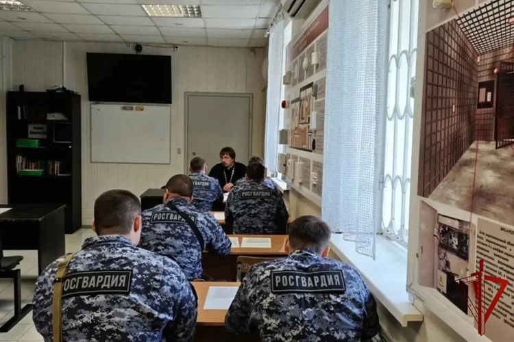 В Югре Росгвардия проводит мероприятия ко Дню Государственного флага РФ