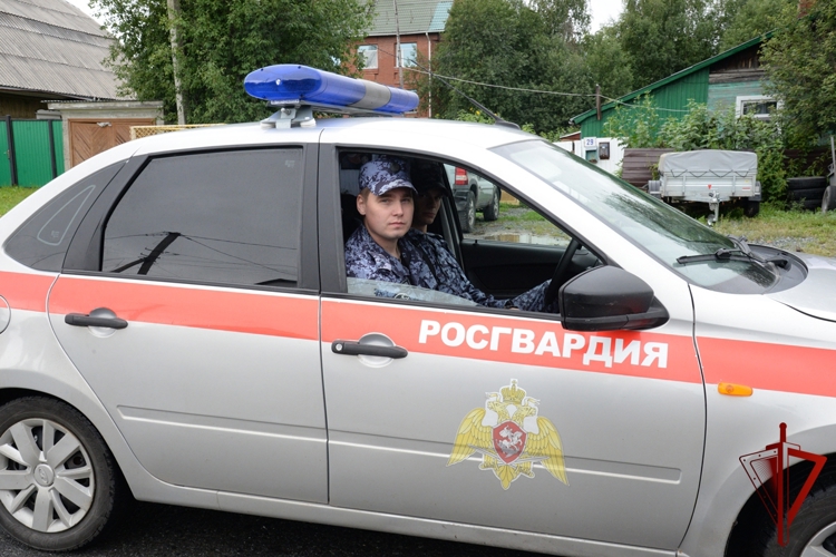 В столице Югры Росгвардия рассказала журналистам о профилактике квартирных краж