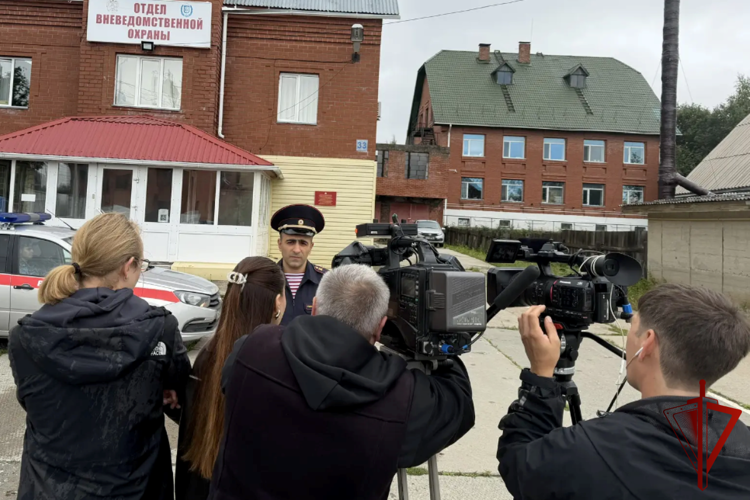Отдел вневедомственной охраны Ханты-Мансийска отмечает 67-ю годовщину со дня образования (ВИДЕО)