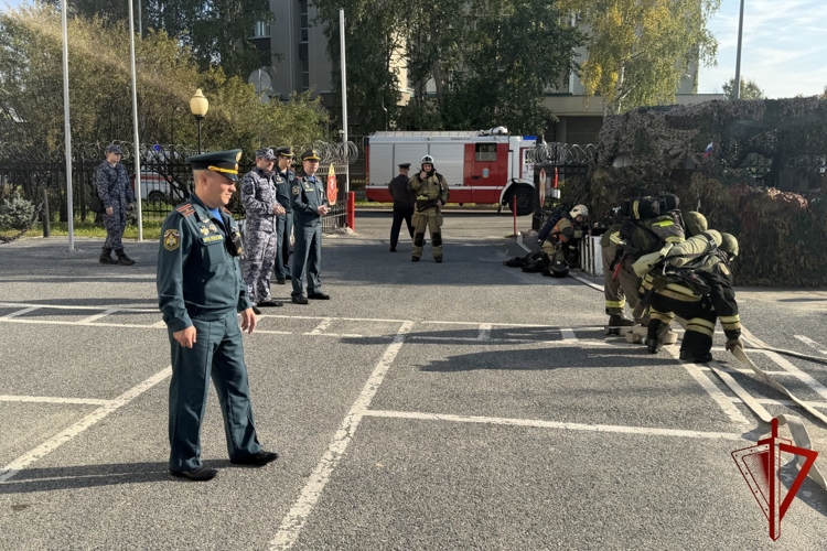 В Ханты-Мансийском автономном округе – Югре прошли совместные противопожарные учения Росгвардии и МЧС