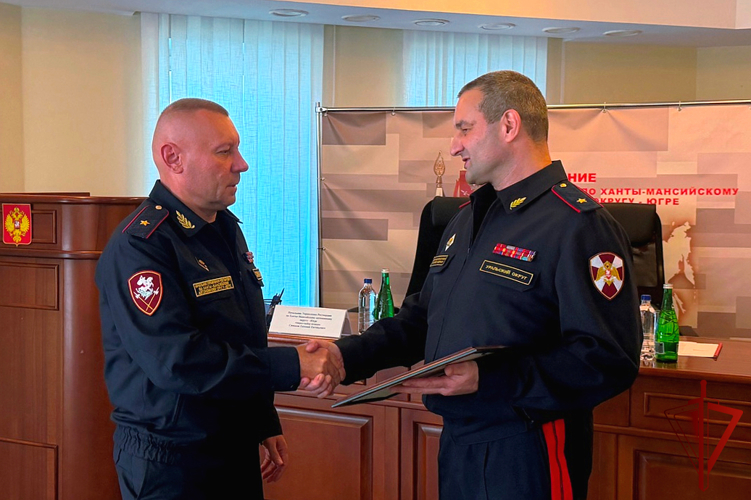 Заместитель командующего Уральским округом Росгвардии проверил  подразделения ведомства в Югре