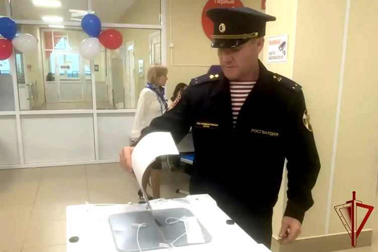 В Югре подвели итоги участия сотрудников Росгвардии в едином дне голосования
