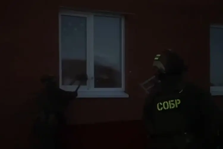 В Югре при участии СОБР «Норд» задержан лидер и четверо участников запрещённого криминального движения (видео)