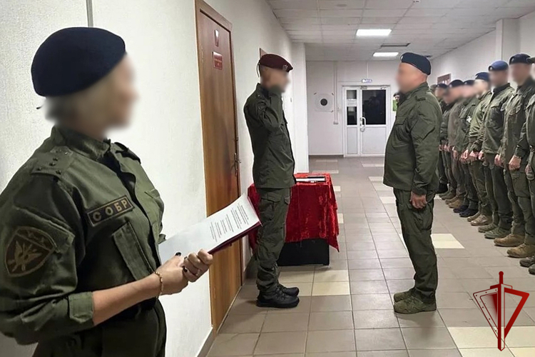 Сотрудники СОБР «Норд» регионального управления Росгвардии встречают 32-ю годовщину со дня образования отряда (видео)