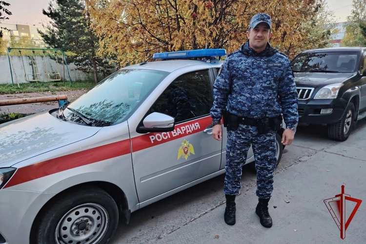 В Сургуте сотрудник вневедомственной охраны Росгвардии предотвратил распространение наркотических средств