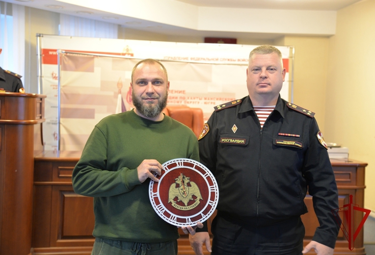 В Югре состоялось торжественное мероприятие в честь 74-й годовщины образования вневедомственной охраны Росгвардии